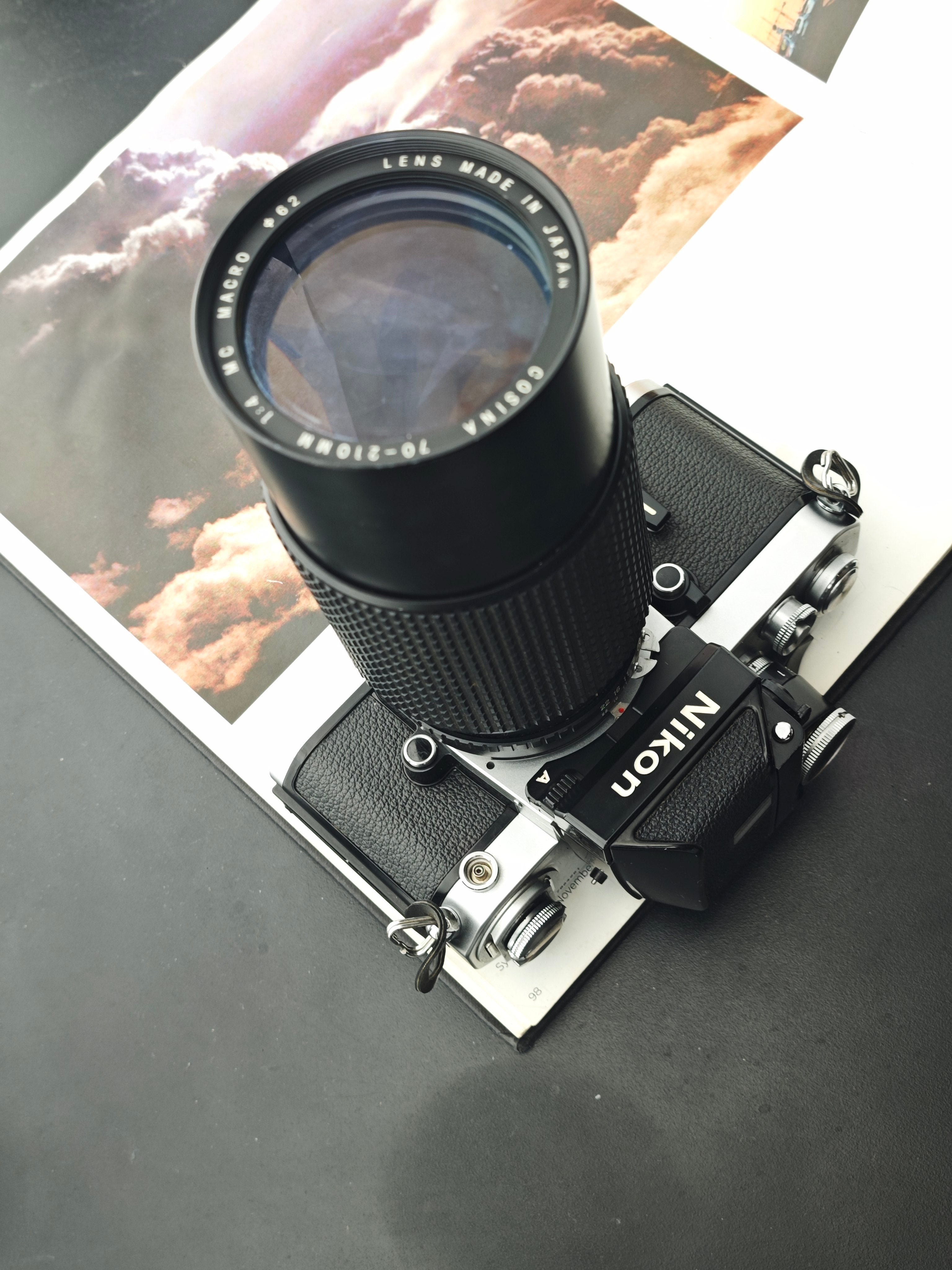 Objectif Zoom Cosina 70-210mm F/4 – Monture Nikon AI, Mise Au Point Manuelle, Bel état