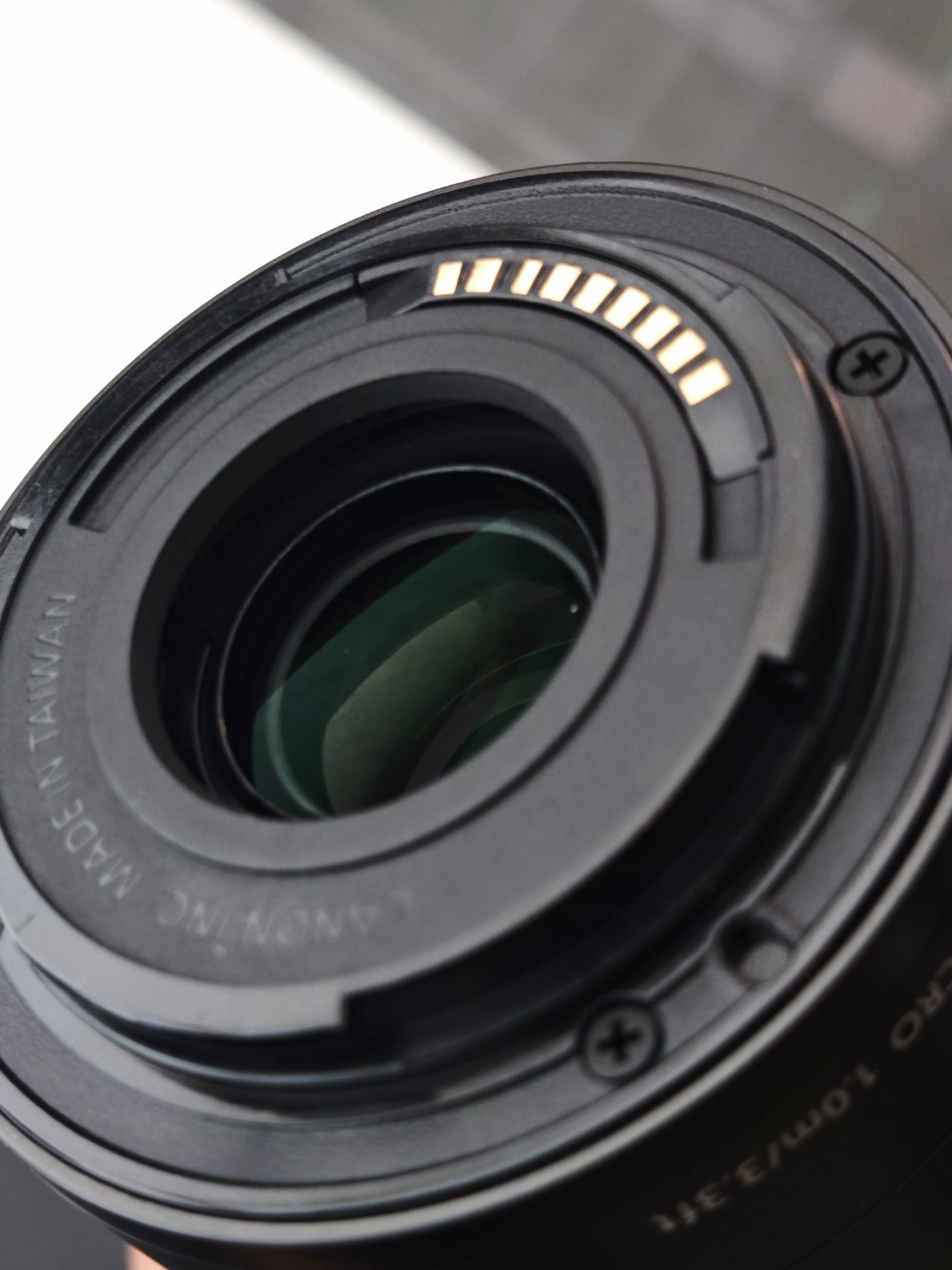Used Canon EOS M3 with Double Zoom EVF Kit Digital Camera (with box)