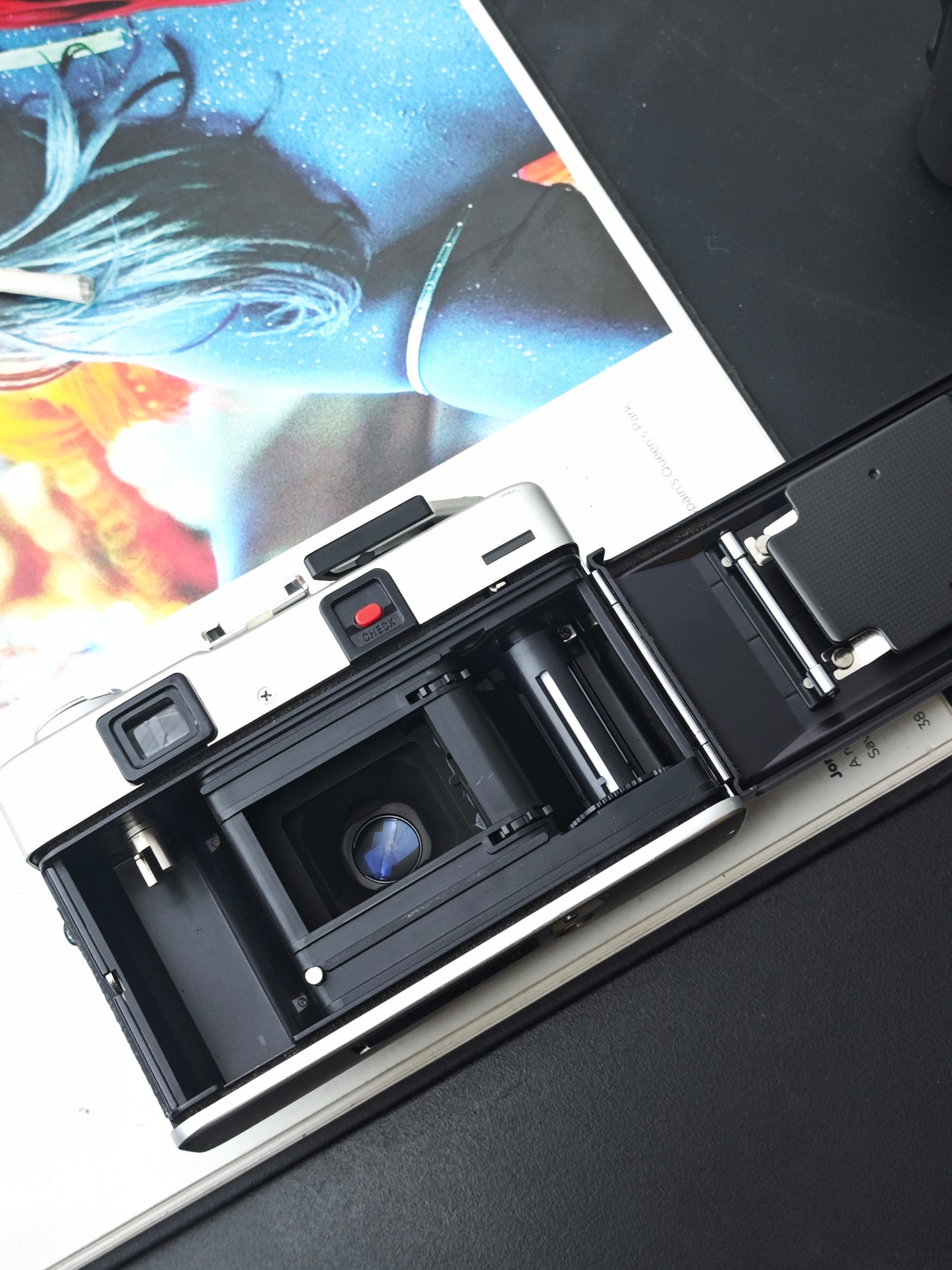 Minolta Hi-Matic F silver