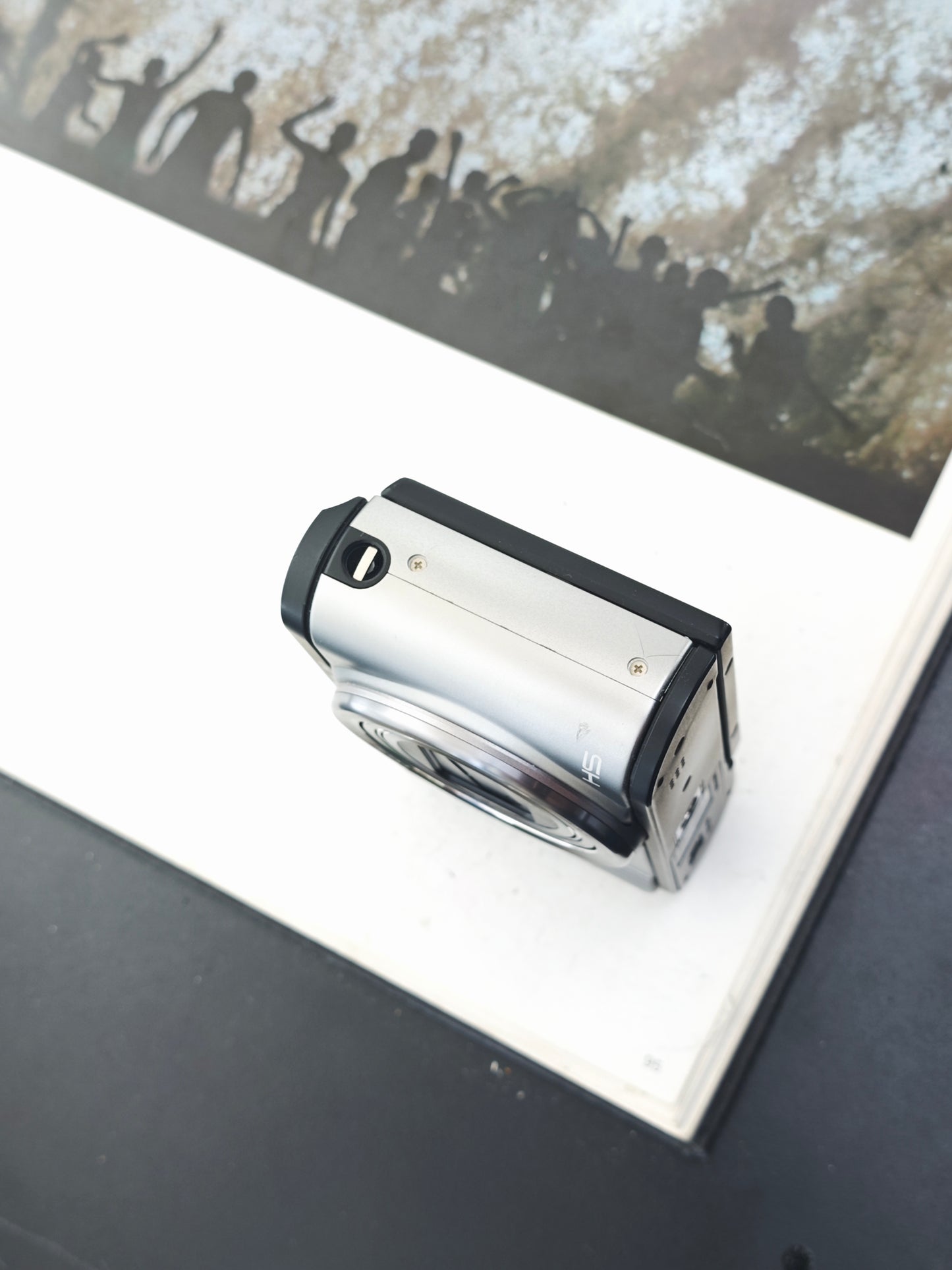 Used Casio EXILIM EX-ZR1600 silver Digital Camera