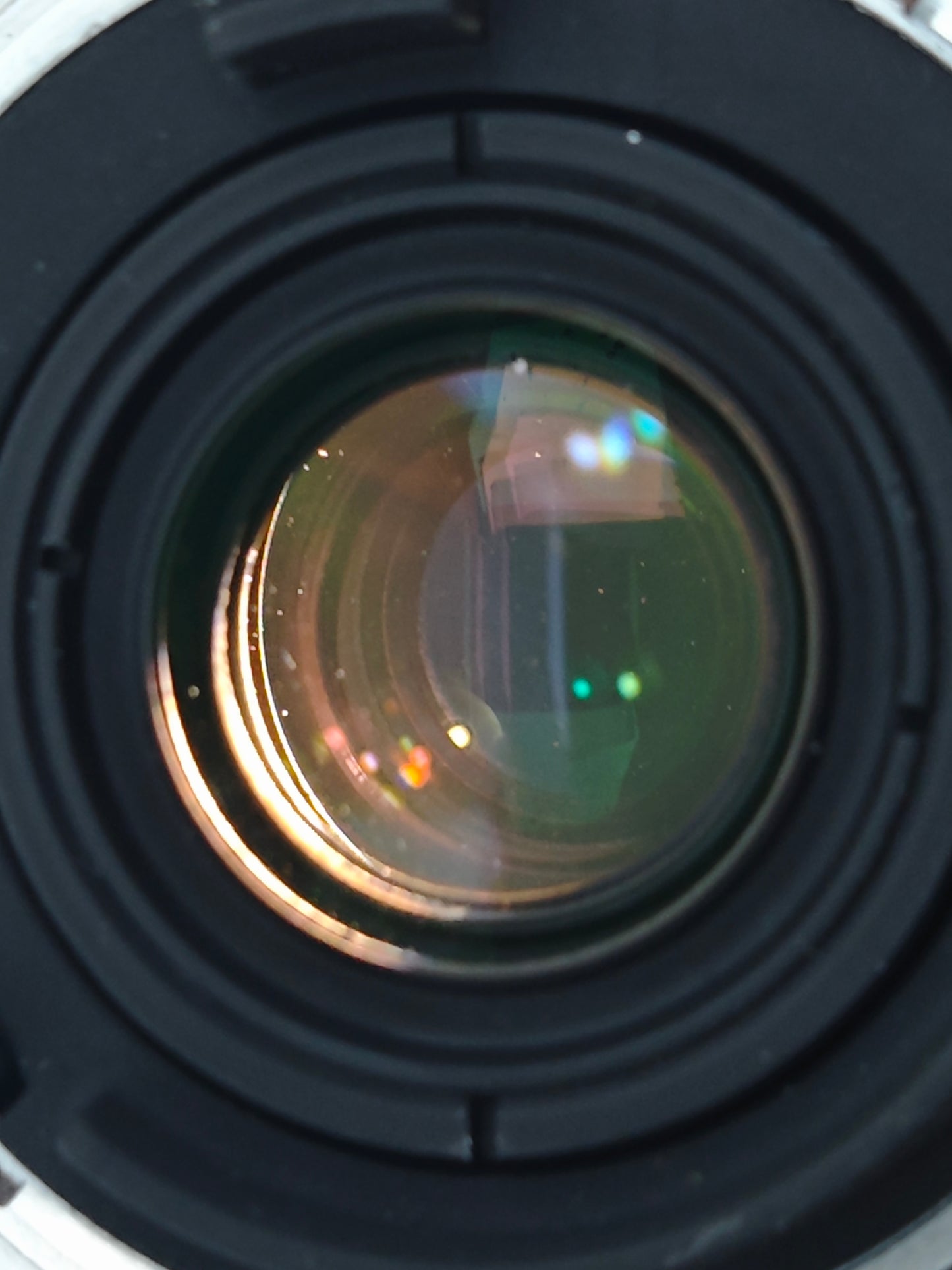 Nikon Nikkor 28mm F2.8 Ai #524122