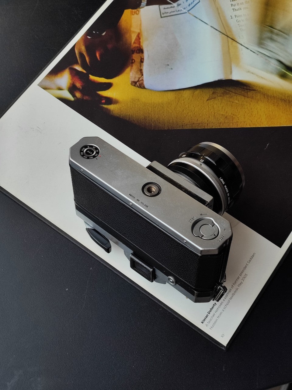 Nikon F with Nippon Kogaku Nikkor-S Auto 35mm F2.8