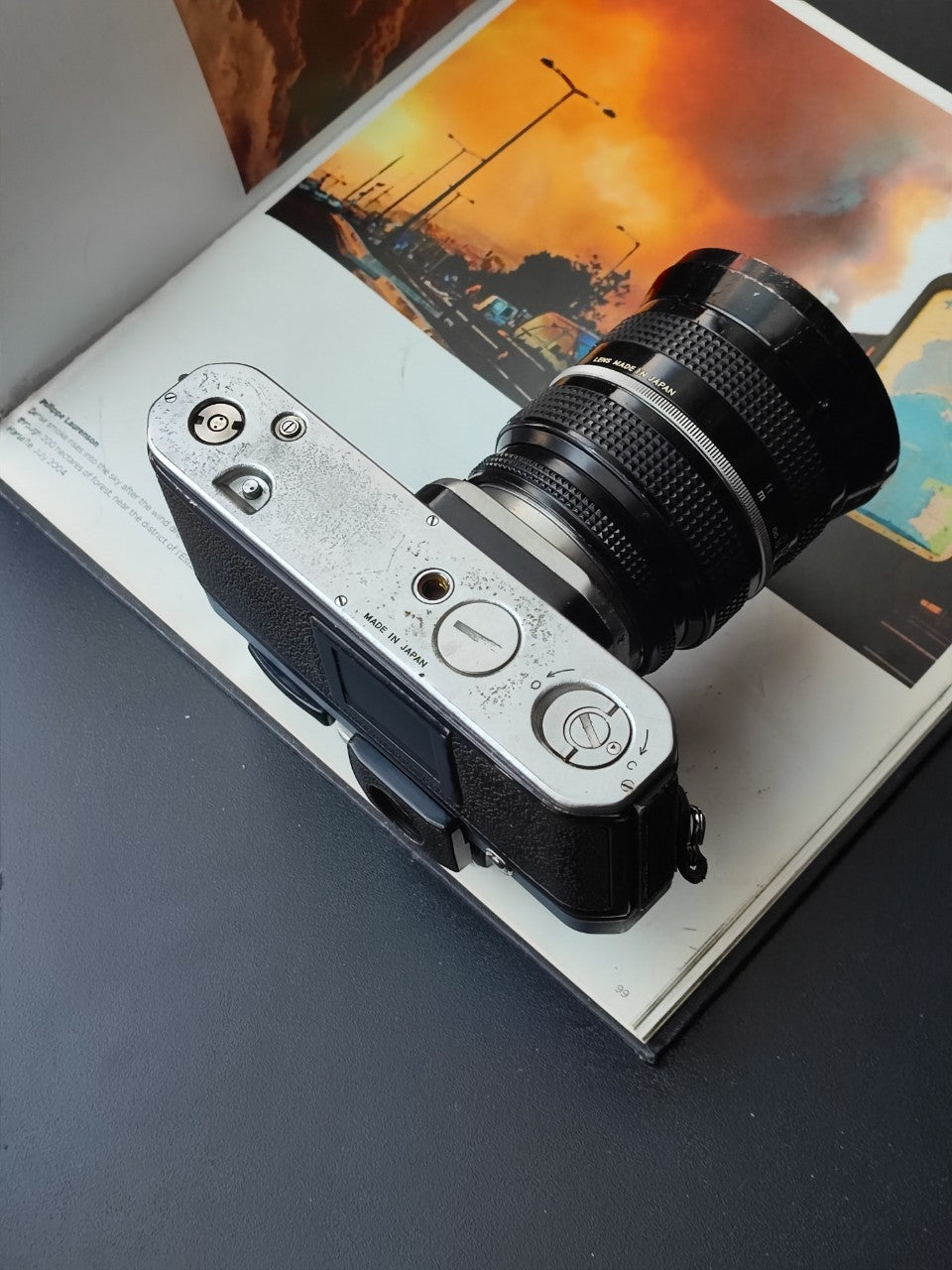 Nikon F2 with Nikon Zoom-Nikkor 28-45mm F4.5 Ai