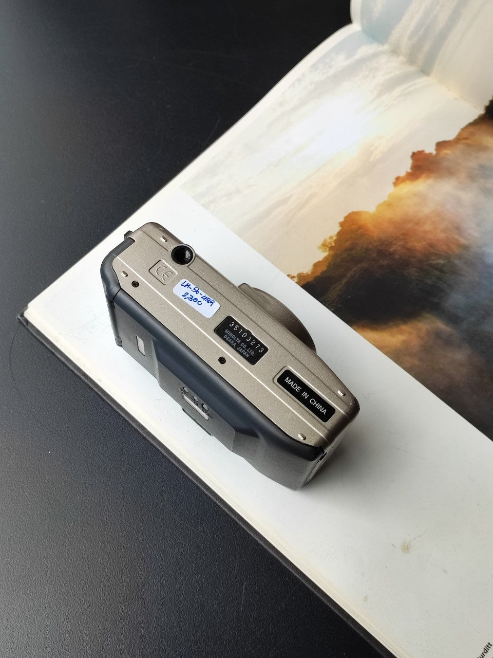 Minolta Riva Zoom 90 Date