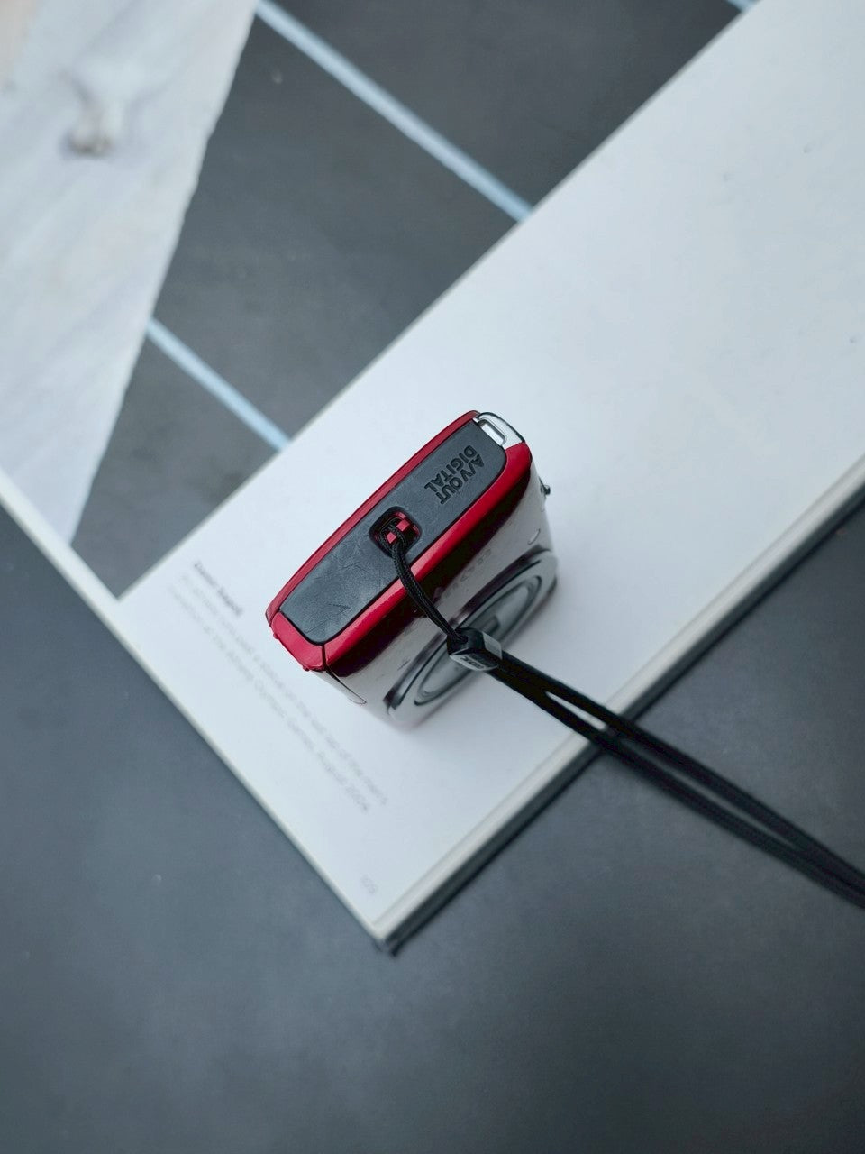 Used Canon IXY 150 red Digital Camera