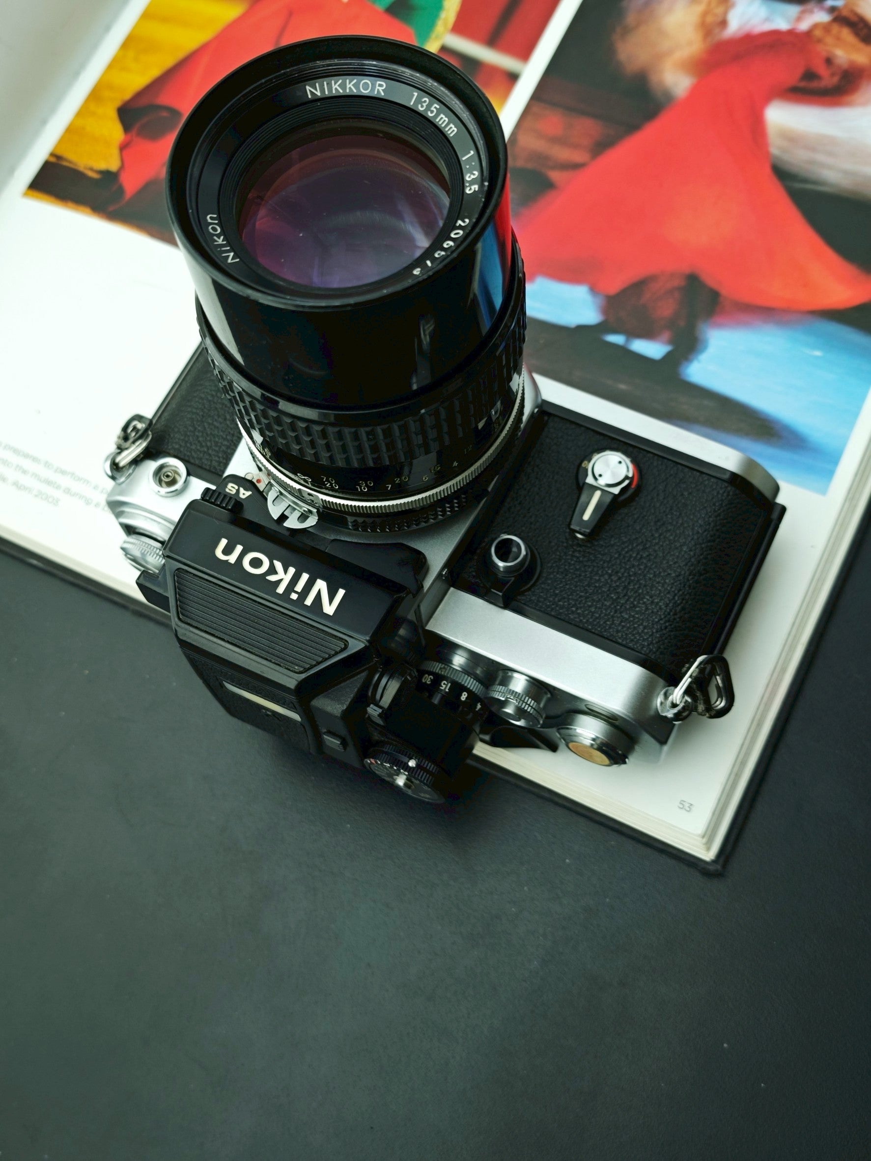 Nikon F2 Photomic AS with Nikon Nikkor 135mm Ai [วัดแสงขึ้น
