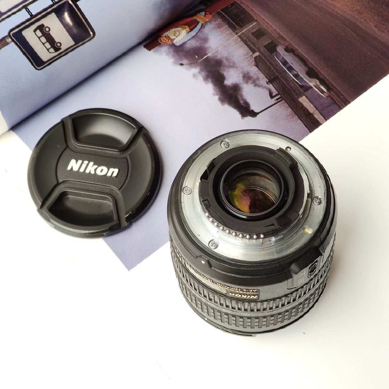 尼康 AF-S Nikkor 18-70mm 1:3.5-4.5 G ED