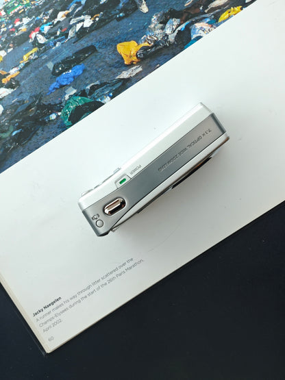 Used Ricoh Caplio R4 Digital Camera [No charger]
