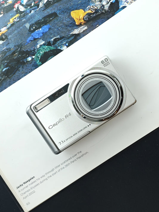 Used Ricoh Caplio R4 Digital Camera [No charger]