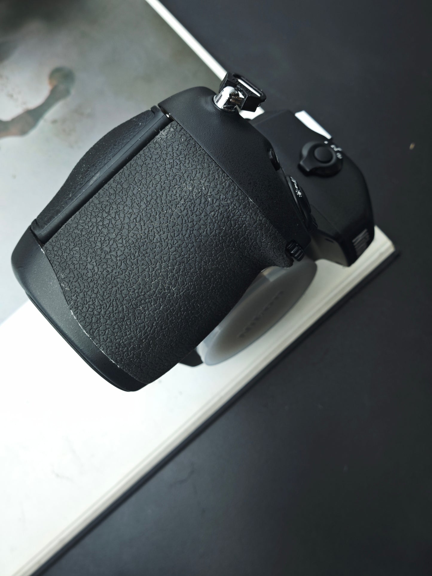 Nikon F100 body  [with box] #2194939