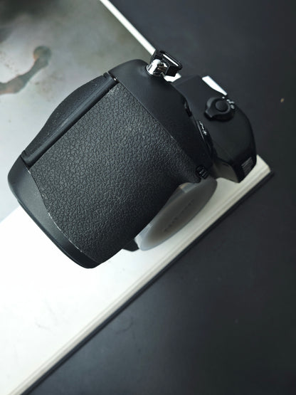 Nikon F100 body  [with box] #2194939