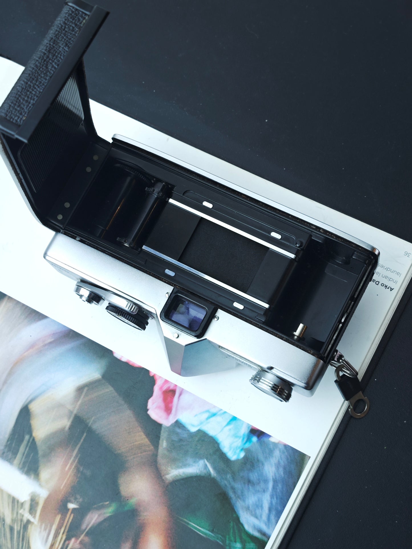 *READ* Minolta SR-7 body