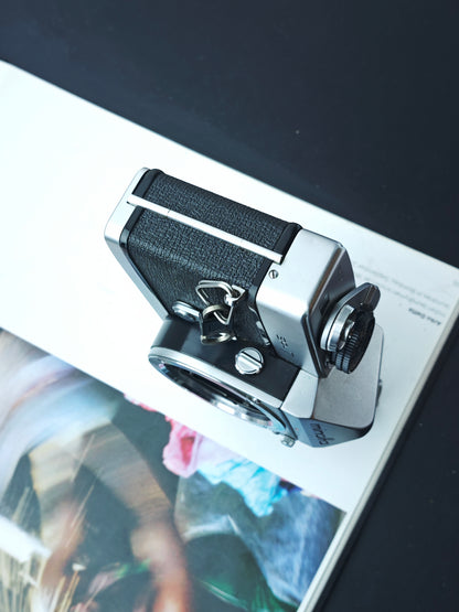 *READ* Minolta SR-7 body