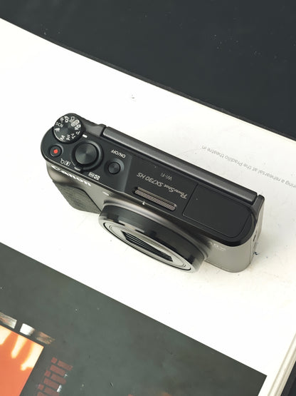 Used Canon PowerShot SX730 HS Digital Camera [No charger]