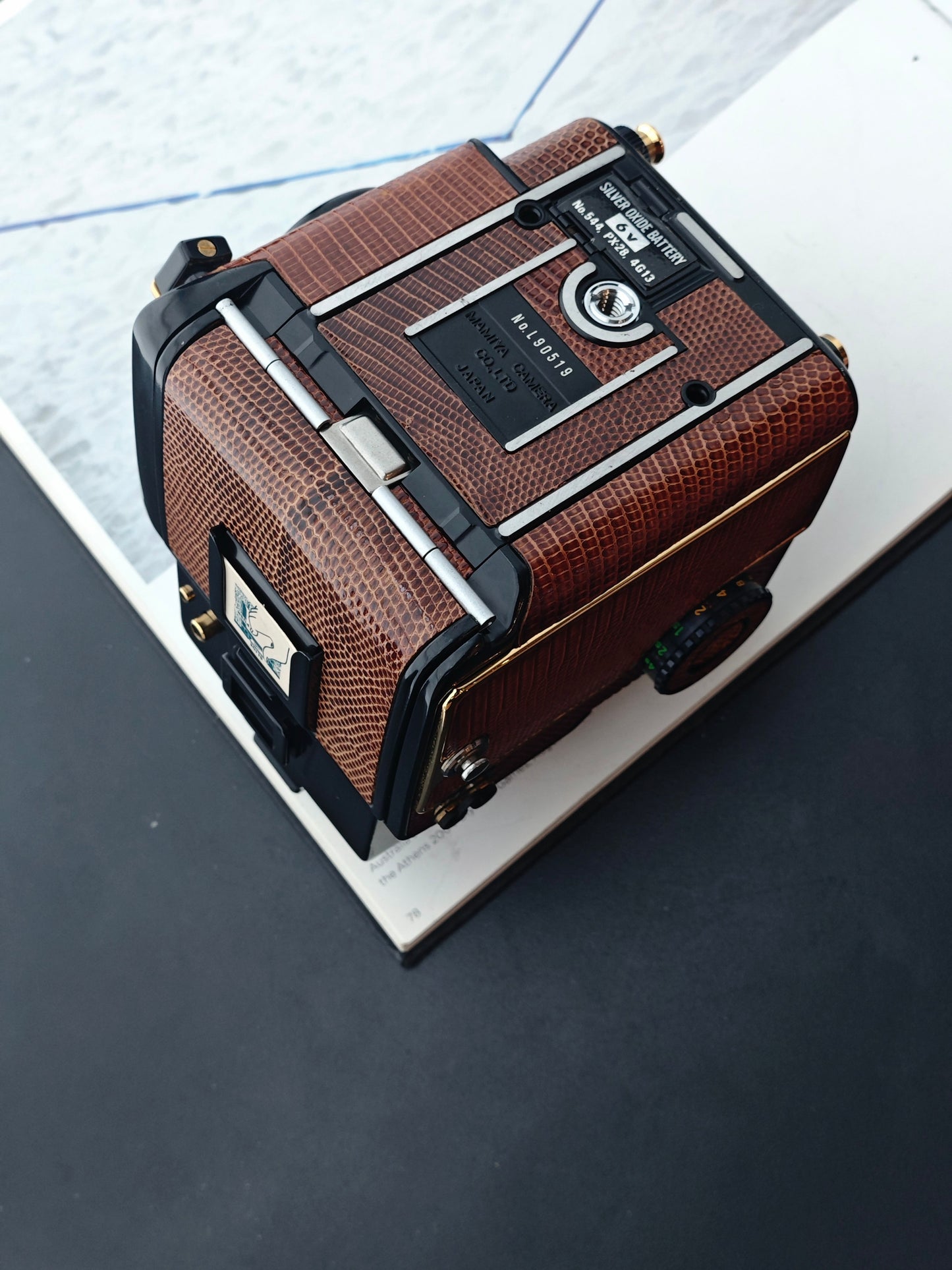 Mamiya M645 1000S Gold Edition body #L90519