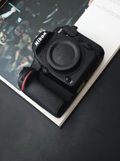 Used Nikon D500 body Digital Camera
