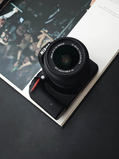 Used Nikon D5500 with Nikon DX VR AF-S 18-55mm F3.5-5.6 G II Digital Camera