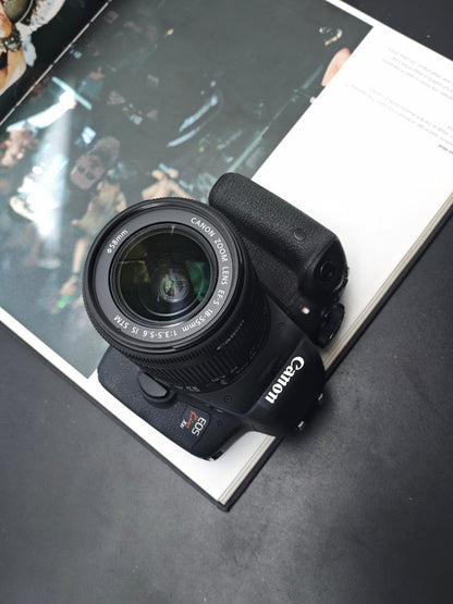 Used Canon EOS Kiss X8i with EF-S 18-55mm IS STM [No charger]