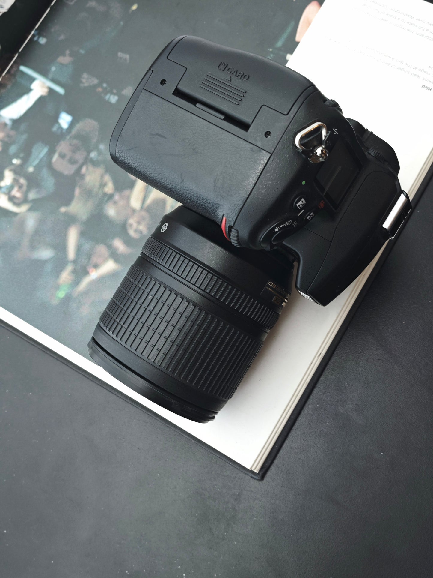 Used Nikon D7000 with DX VR AF-S Nikkor 18-105mm F3.5-5.6 G ED Digital Camera [No charger]