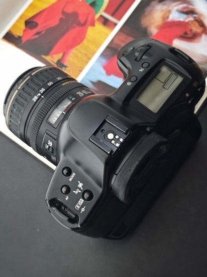 Canon EOS-1N with Canon Zoom Lens EF 28-105mm F3.5-4.5