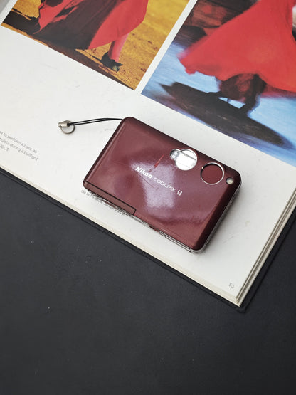Used Nikon Coolpix S3 Digital Camera