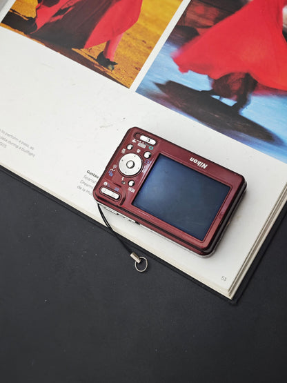 Used Nikon Coolpix S3 Digital Camera
