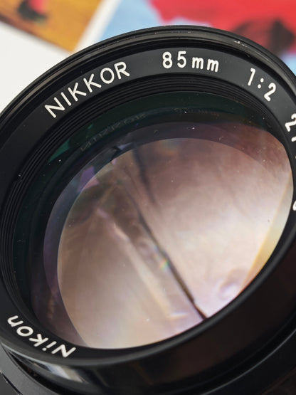Nikon Nikkor 85mm F2 Ai-S