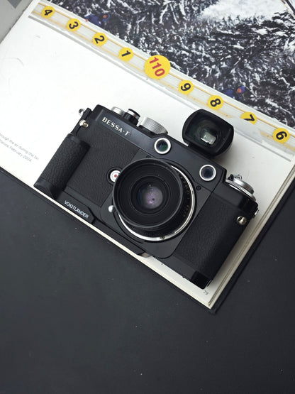 Voigtlander Bessa-T with Color-Skopar 35mm F2.5