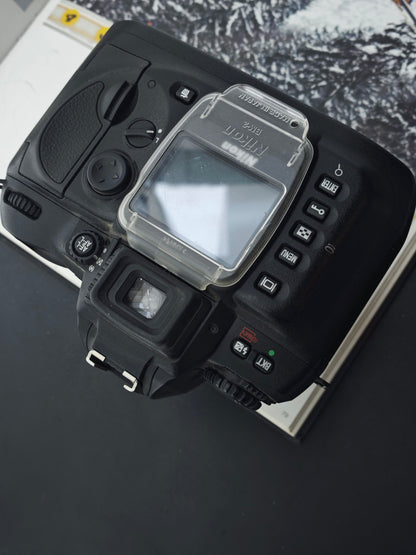 Used Nikon D100 with AF-S Nikkor 24-85mm F3.5-4.5 G ED Digital Camera