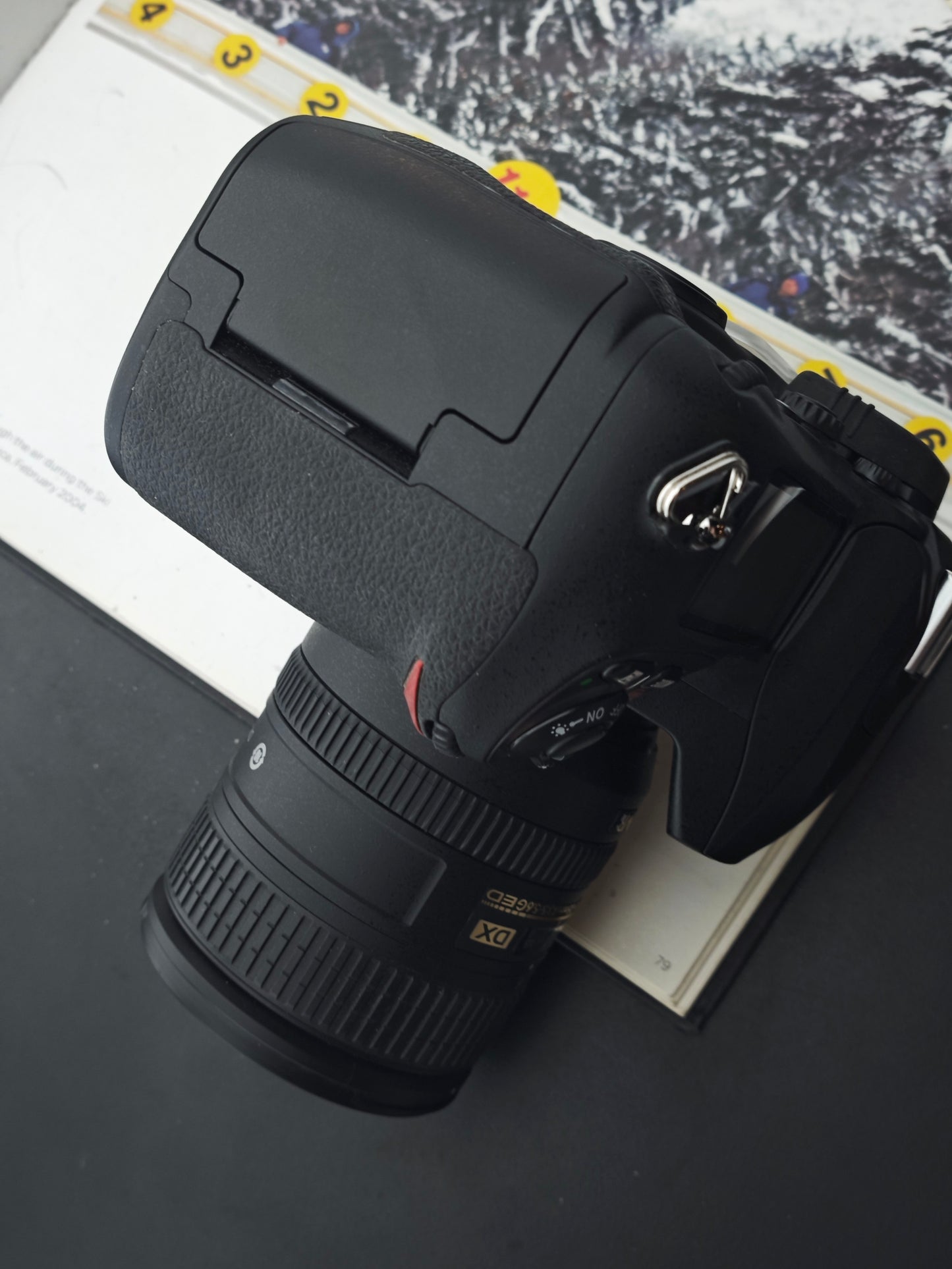 Used Nikon D200 with AF-S Nikkor 16-85 mm F3.5-5.6 G ED DX Digital Camera