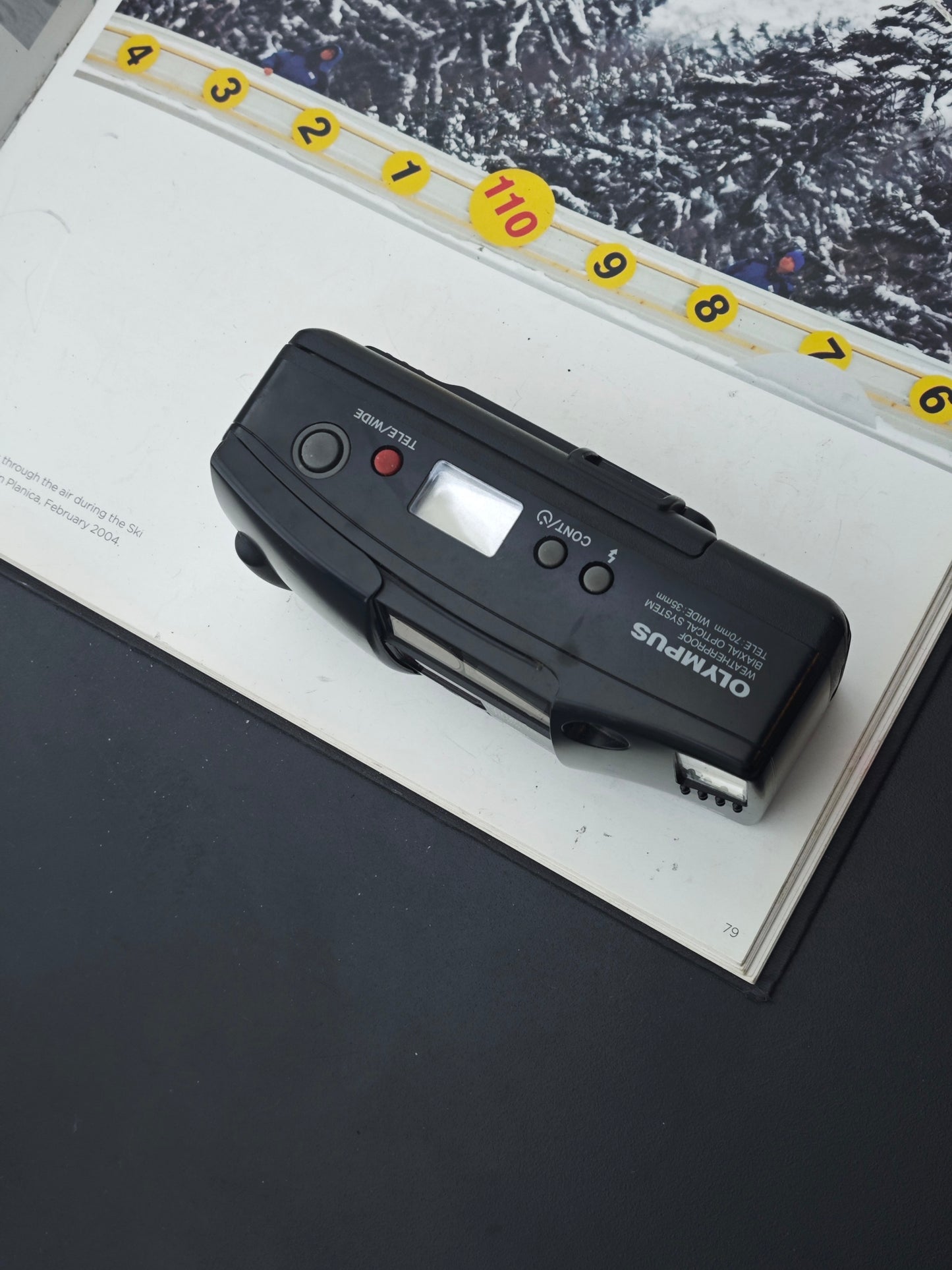 Olympus AF-1 TWIN Quatz Date