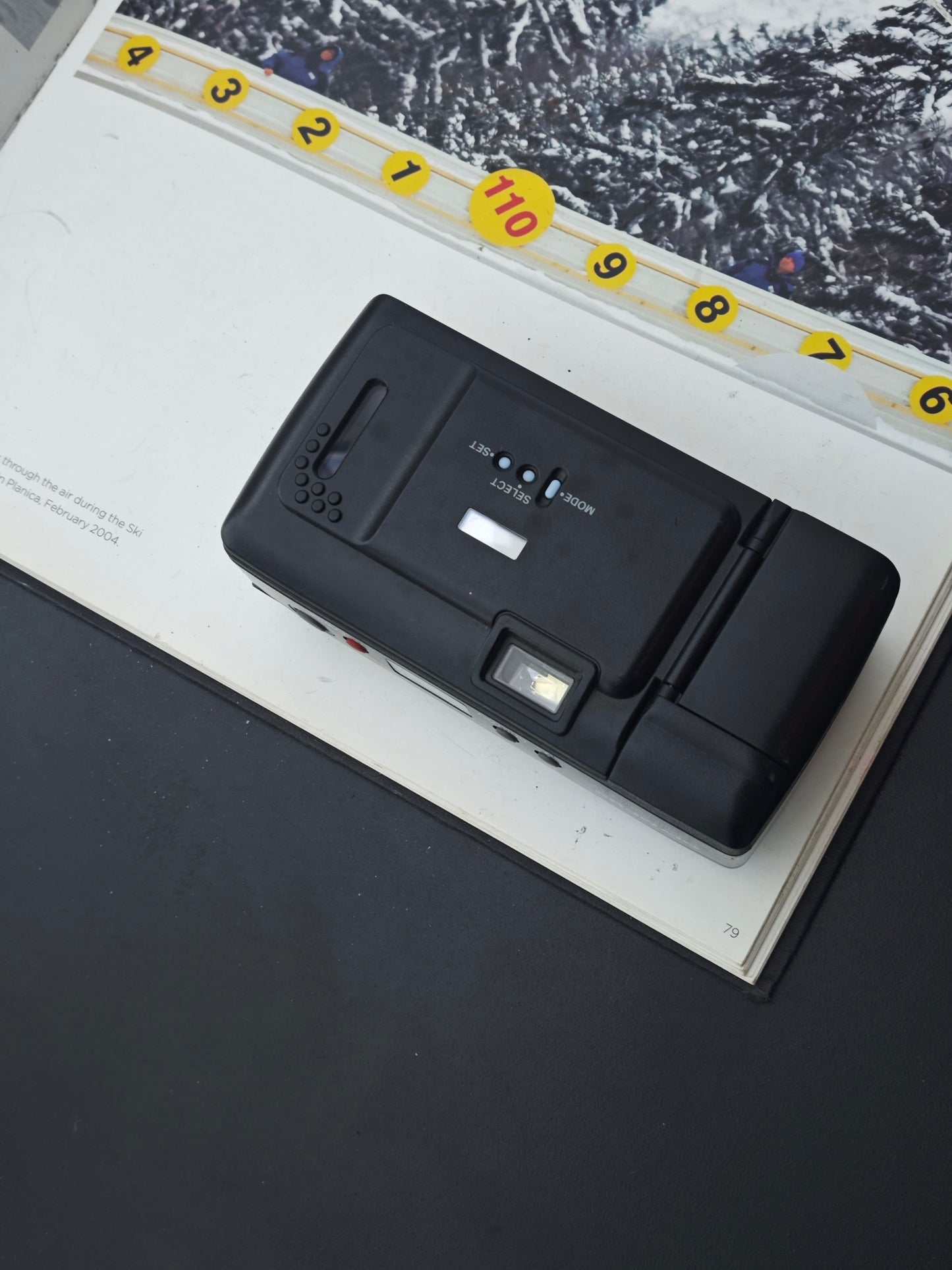 Olympus AF-1 TWIN Quatz Date