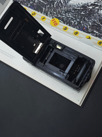 Olympus AF-1 TWIN Quatz Date