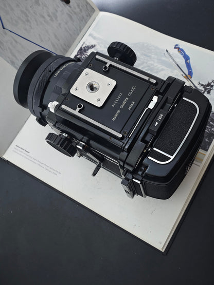 Mamiya RB67 Professional with Mamiya-Sekor 90mm F3.8