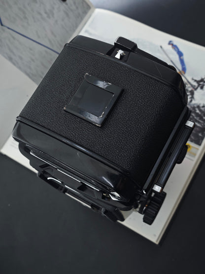 Mamiya RB67 Professional with Mamiya-Sekor 90mm F3.8