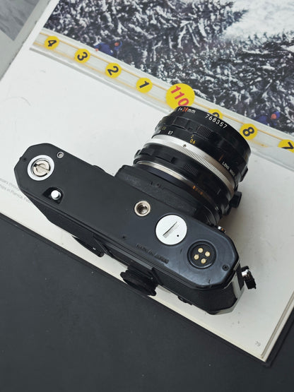 Nikon FE black with Nikon Nikkor-H Auto 28mm F3.5