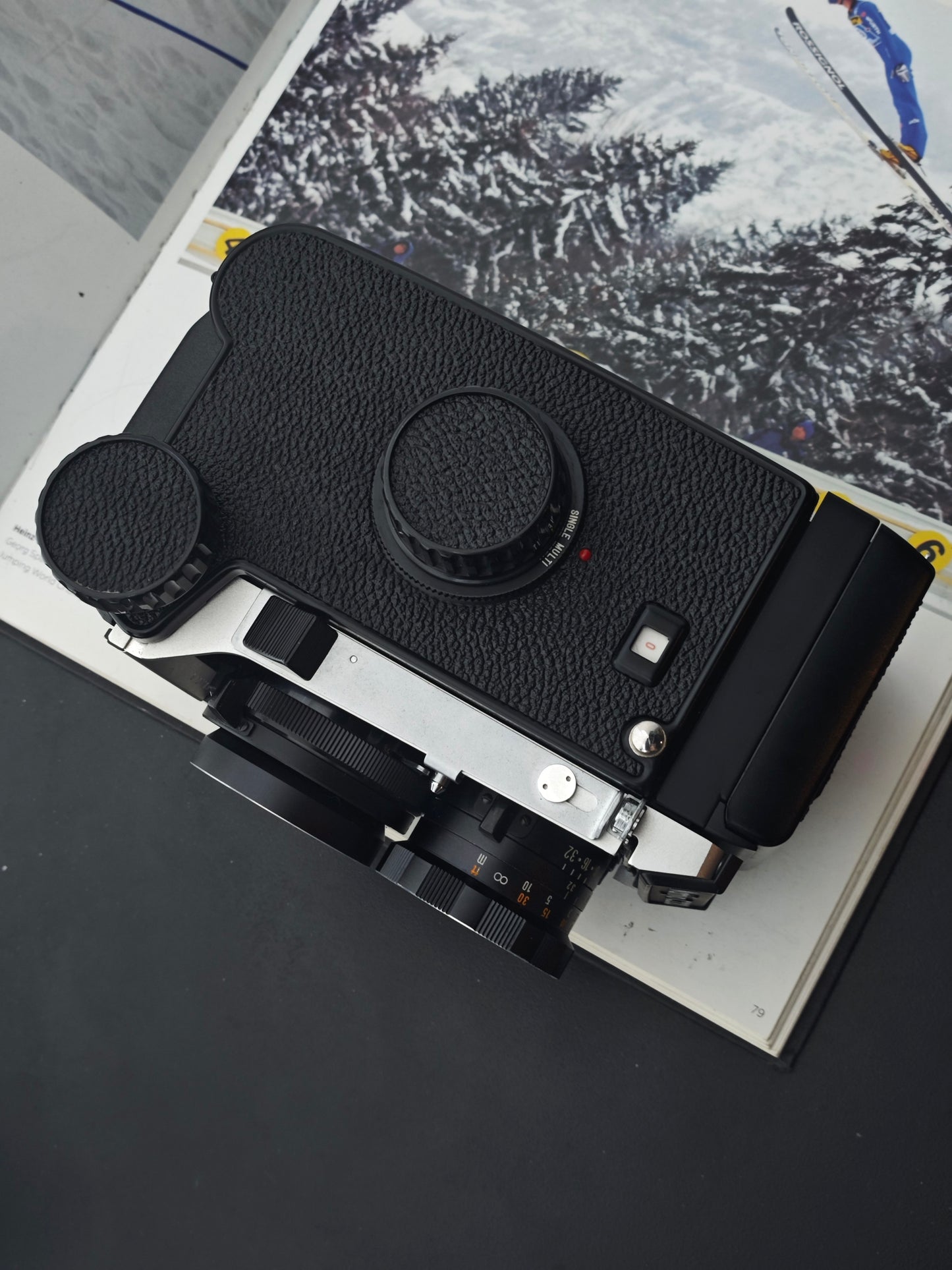 Mamiya C220 Professional F with Mamiya-Sekor DS 105mm F3.5