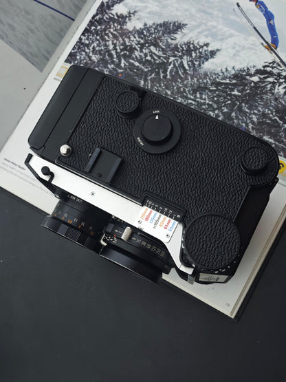 Mamiya C220 Professional F with Mamiya-Sekor DS 105mm F3.5