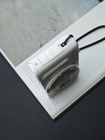 Used Canon PowerShot SX610 HS Digital Camera [No charger]