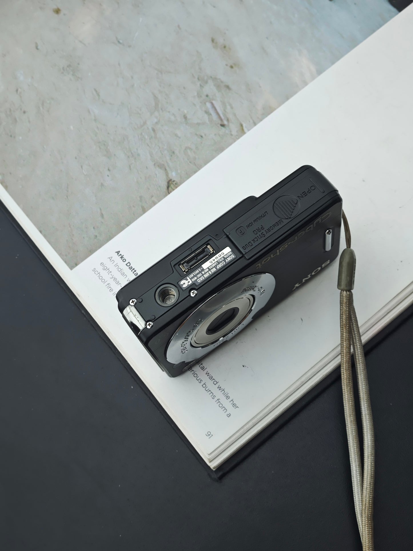 *READ* Used Sony Cyber-shot DSC-W50 black Digital Camera [JPN only, No charger]