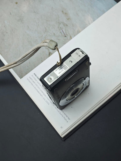 *READ* Used Sony Cyber-shot DSC-W50 black Digital Camera [JPN only, No charger]