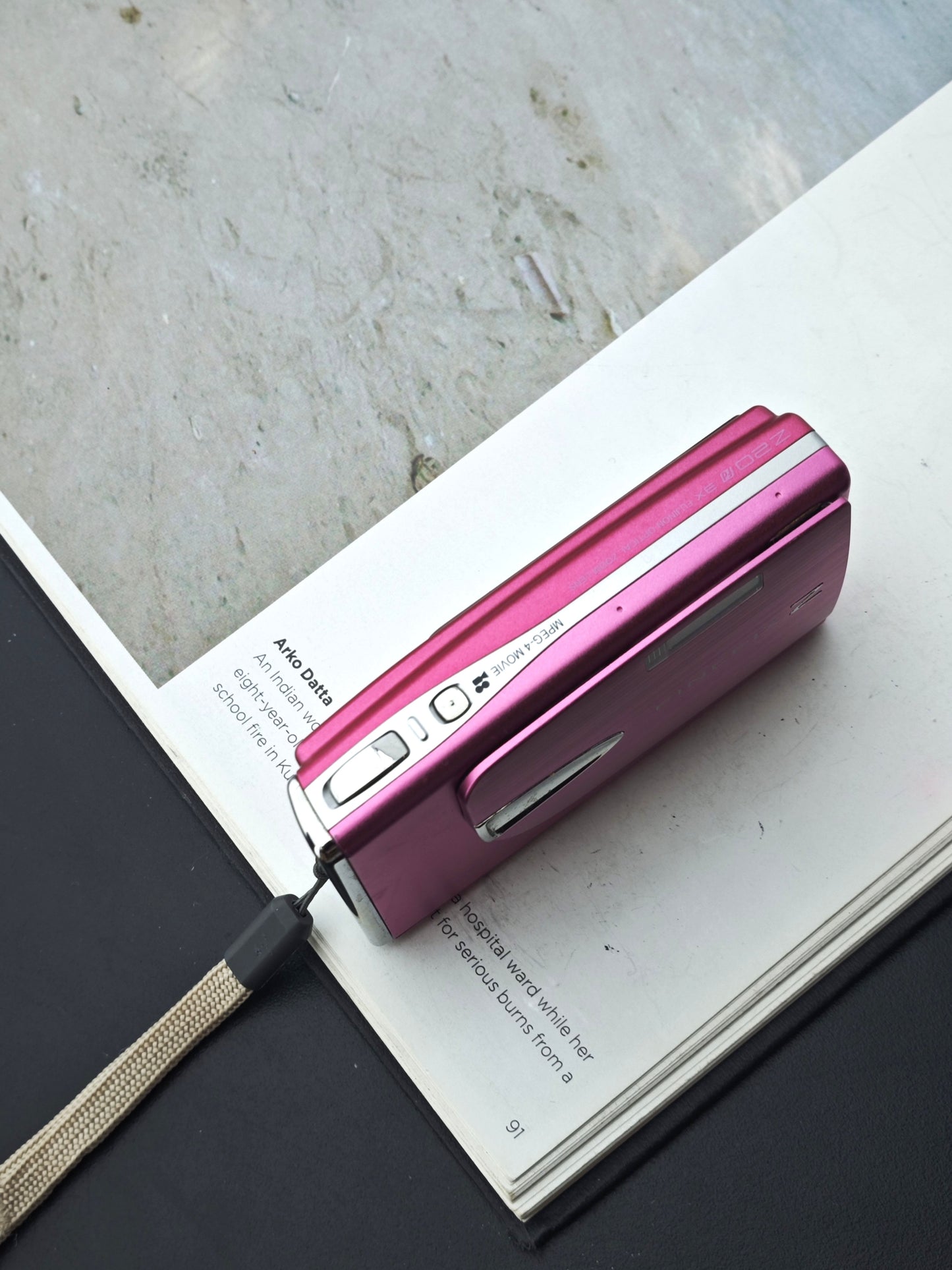 Used Fujifilm Finepix Z20fd pink Digital Camera