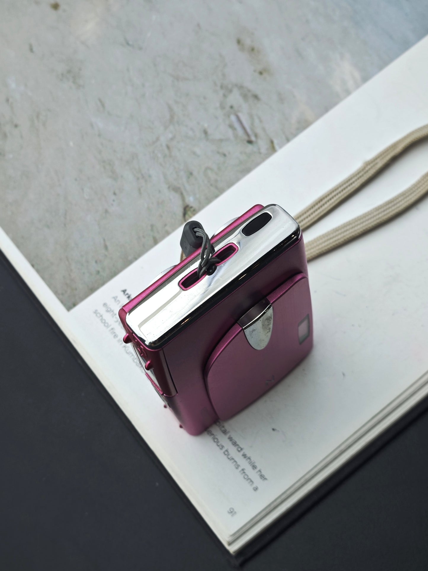 Used Fujifilm Finepix Z20fd pink Digital Camera