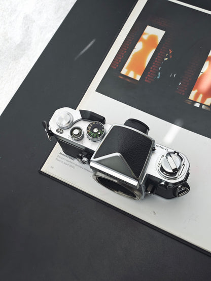 Nikon F2 silver body