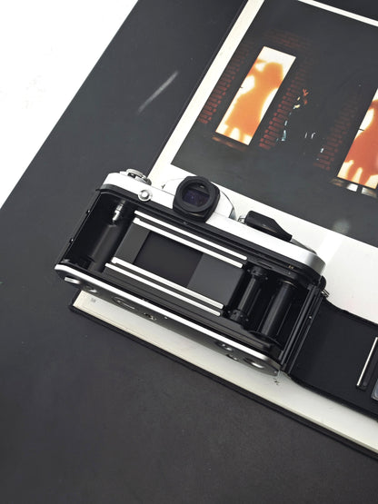 Nikon F2 silver body