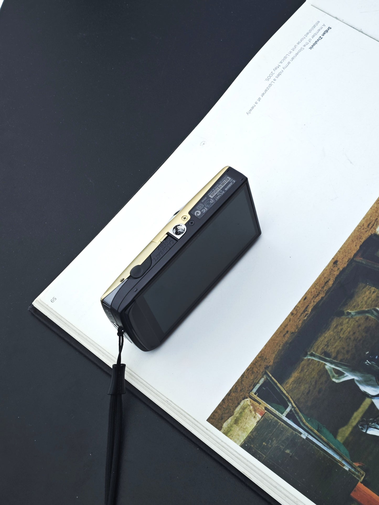 Used Canon IXY 10S gold Digital Camera