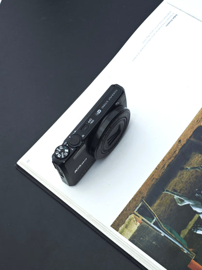 Used Nikon Coolpix S7000 Digital Camera #20014522 [No charger]