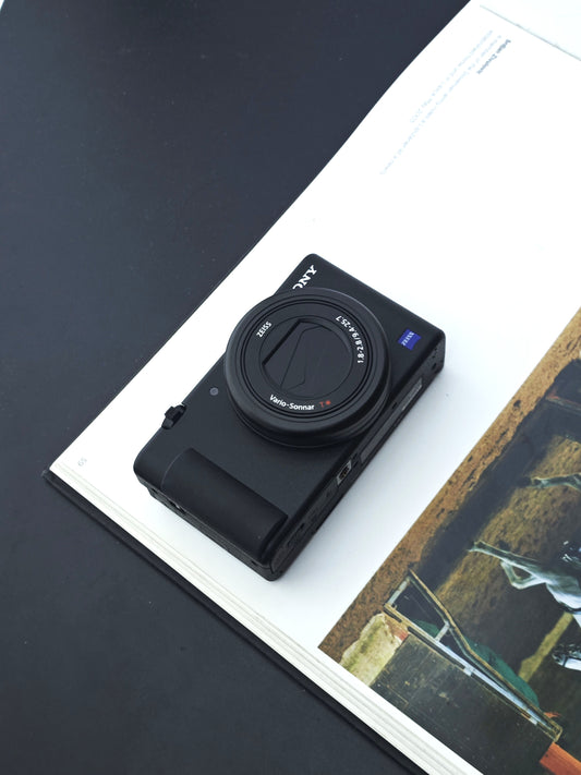 Used Sony ZV-1 black Digital Camera [No charger, JPN only]