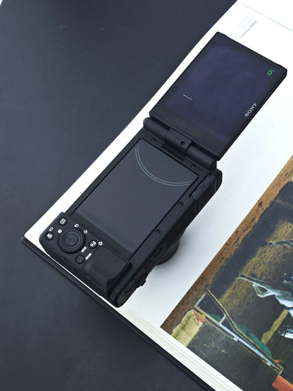 Used Sony ZV-1 black Digital Camera [No charger, JPN only]