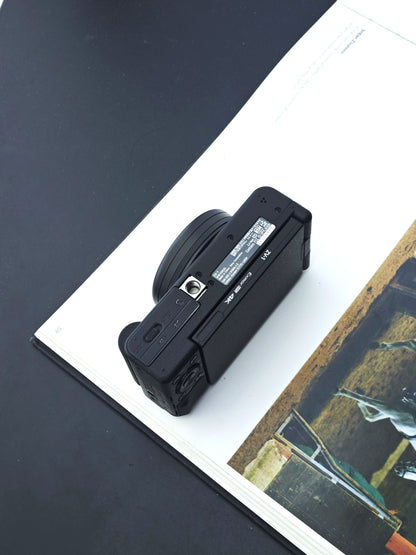 Used Sony ZV-1 black Digital Camera [No charger, JPN only]
